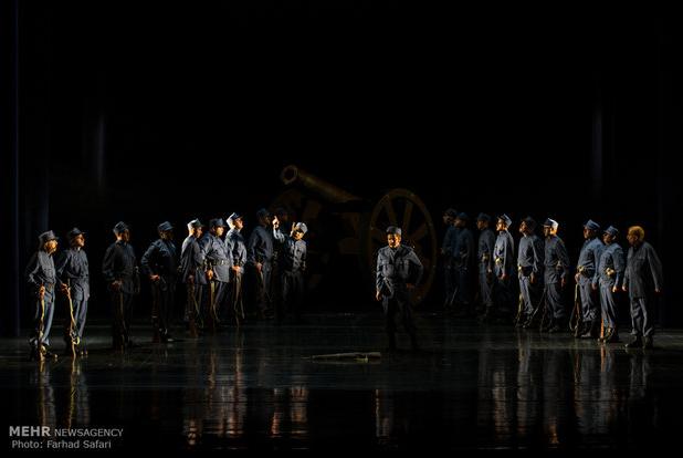 مردانی: هنرمندان مازندران به دنبال بازآفرینی تئاتر بومی و سنتی باشند