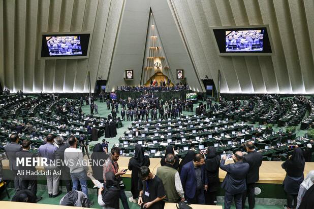 نمایندگان ناظر مجلس بر شورای حقوق و دستمزد انتخاب شد