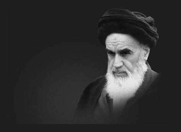 راه برون رفت از بحران‌ها در جامعه امام شناسی است