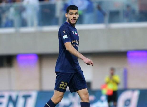 زارع: از پیشنهاد پرسپولیس و استقلال احساس غرور دارم/ فوتبال روسیه می‌تواند پله پیشرفتم باشد