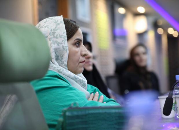 آیا شعر کودک زنانه شده؟؛ شخصیت پدر در شعر کودک غایب است
