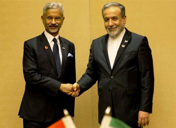 رایزنی عراقچی با وزیر امور خارجه هند