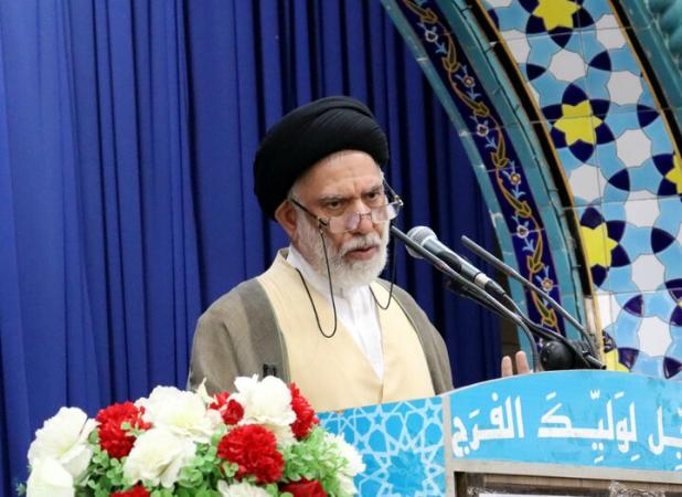 امام‌جمعه دیّر: مراقب توطئه‌های دشمنان باشیم