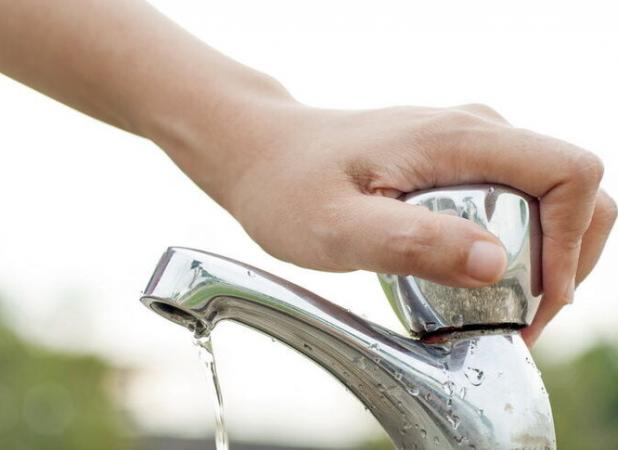 هدررفت آب در تهران ۲۲ درصد است