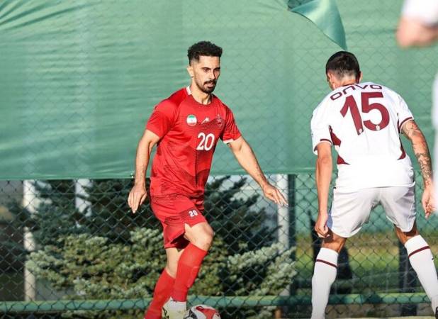 حضور کاپیتان پرسپولیس بالباس شخصی/خوش و بش دروازه بان برزیلی با اوسمار