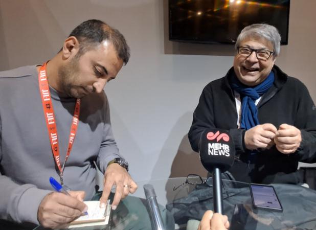 کارگردان یونانی: فضای جشنواره جهانی فجر هنری و شاعرانه است