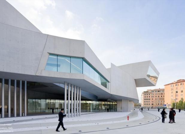 معماری این موزه در رم توجه گردشگران را جلب می‌کند