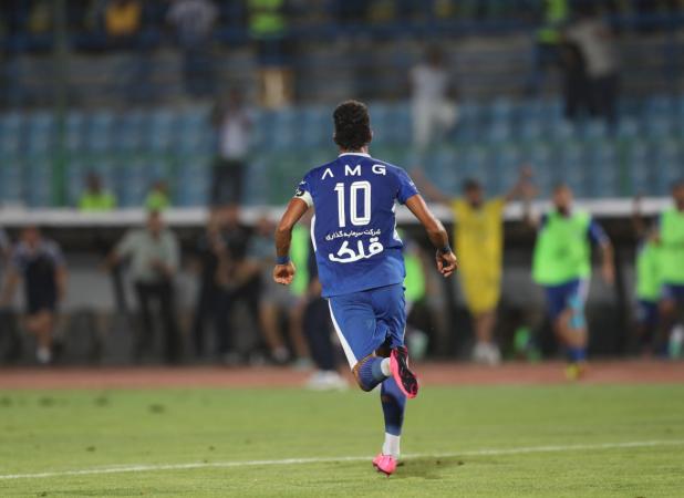 پست رمز‌آلود رامین رضاییان خبرساز شد