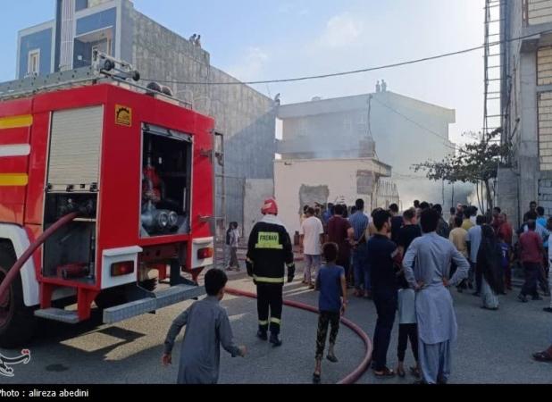 نجات ۱۳۰ نفر از آتش‌سوزی در هتل خیابان مفتح تهران