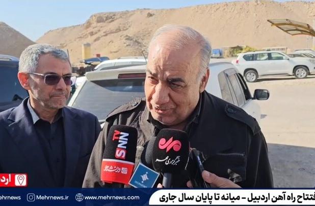 هوشنگ بازوند: راه آهن تا پایان سال به بهره برداری می رسد