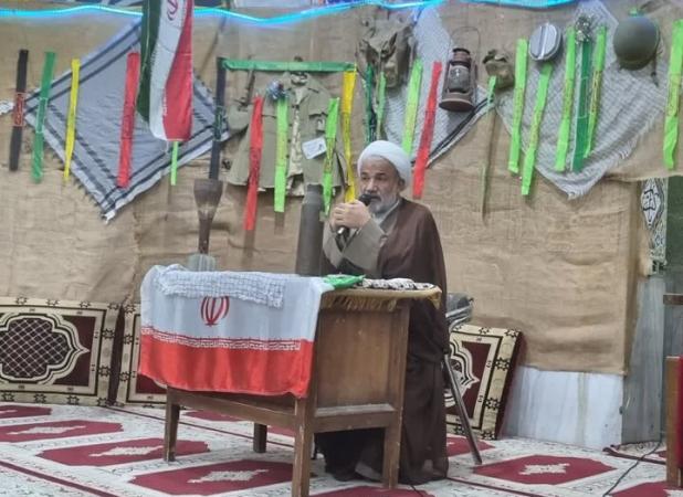 امام جمعه دشتستان: ایران قوی الهام‌بخش آزادگان جهان است