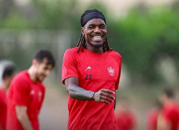 پرسپولیس برای بیفوما جاسوس گذاشت!