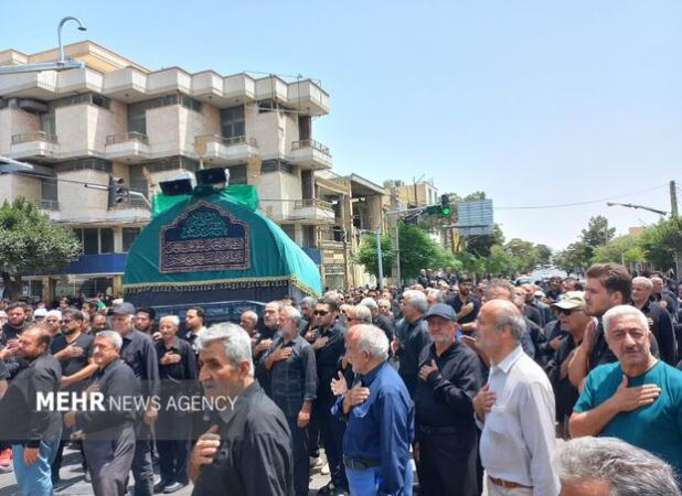 دامغان در سوگ یاران حسین(ع)؛ آیین نخل‌گردانی در قلب کویر