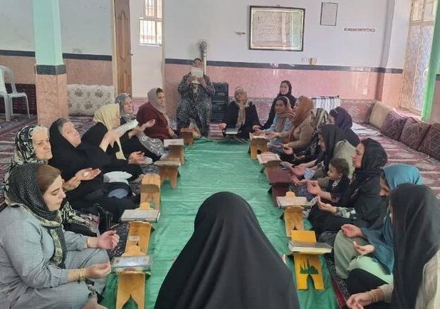مراسم معنوی محفل انس با قرآن کریم در سنندج برگزار شد