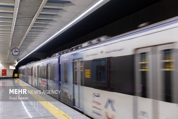 خط ۲ مترو تهران چه زمانی به پایانه شرق می‌رسد؟