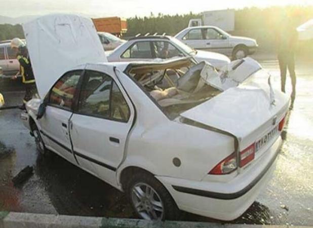 واژگونی مرگبار سمند در نی ریز، ۲ کشته و ۳ مصدوم به جا گذاشت