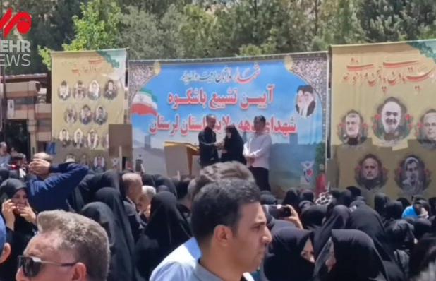 سخنان حماسی همسر شهید حسن پور در مراسم تشییع