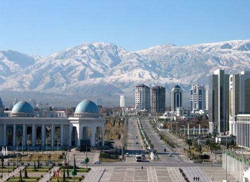 درخواست تاجیک‌ها از ایران برای تسهیل گردشگری