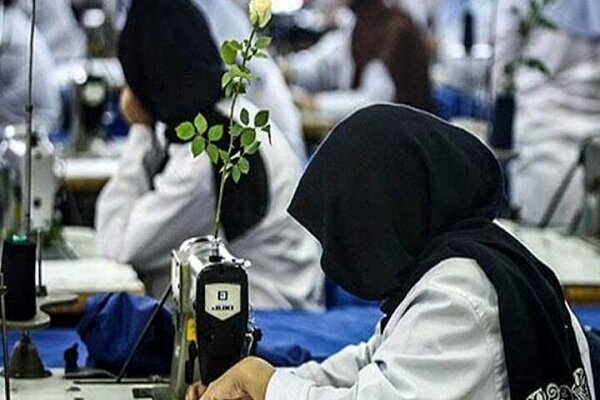 ۷۲ درصد زنان سرپرست خانوار قزوینی تحت پوشش هیچ بیمه‌ای نیستند