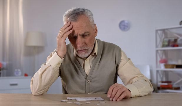 آنچه مراقبان بیماران مبتلا به آلزایمر باید بدانند