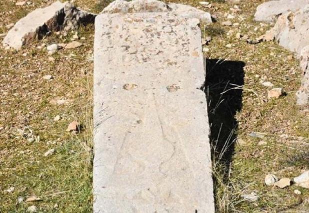 گورستان‌های باستانی ملکشاهی؛ یادگار عصر آهن