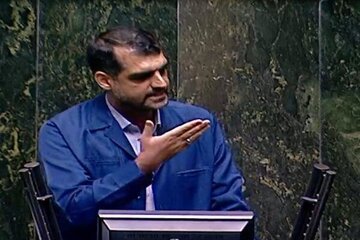 پیشنهاد نماینده قم برای حل بحران آب؛ گردنم را گرو می گذارم