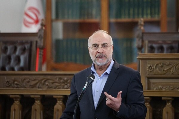 قالیباف از راه اندازی سامانه هوشمند مکاتبات الکترونیکی با دولت خبر داد