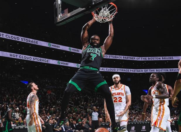 آغاز جام NBA با شکست قهرمان/ پیروزی گلدن استیت در خانه