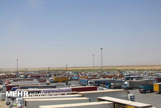 کندی صادرات در مرز مهران به دلیل افزایش تعرفه ها توسط عراق