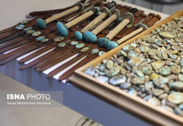 حفظ هویت فرهنگی و ایجاد اشتغال پایدار در سایه «سوغات ایرانی»