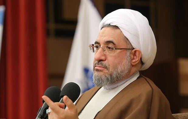 آیت‌الله اراکی: حوزه علمیه قم امروز یک مرجع علمی جهانی است