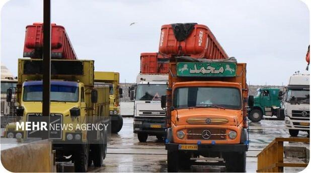 کاهش ۴۵ درصدی تخلفات رانندگان کامیون در قم