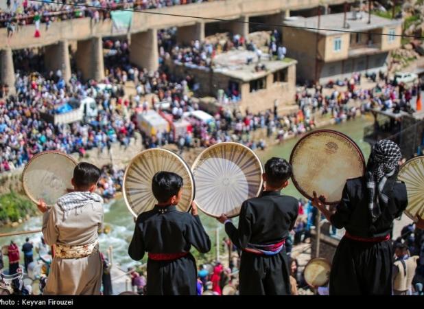 تصاویر دیدنی از جشن بزرگ هزار دف در کردستان