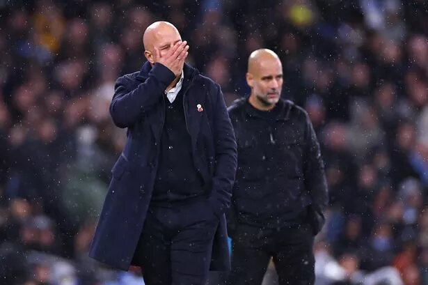 خشم اشلوت از تصمیم جنجالی داور