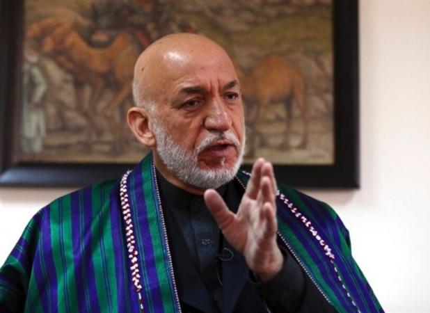 کرزی: معلمان زن ستون‌های اصلی ساختن افغانستان آباد هستند