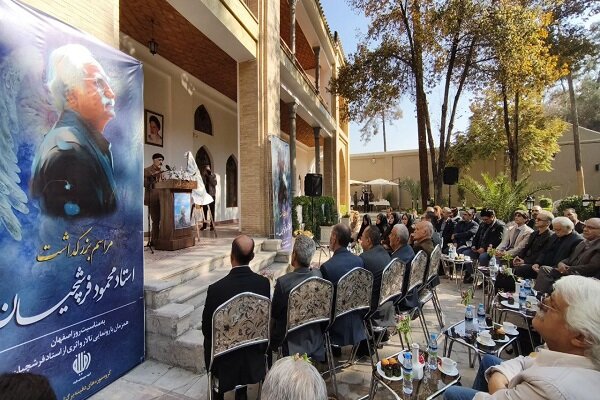 رونمایی از اثر استاد محمود فرشچیان در موزه ملی هنر