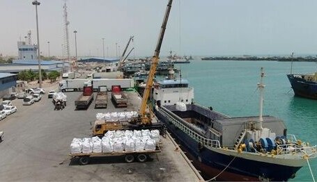 صادرات بیش از ۵ میلیون تن کالا از بنادر غرب هرمزگان