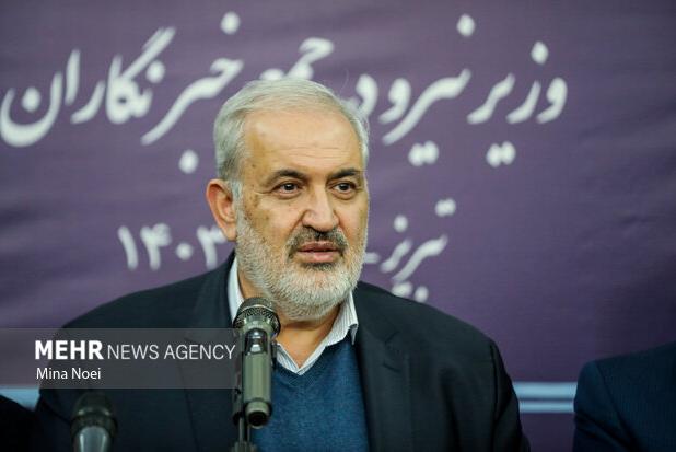 وزیر نیرو: ذخایر آبی سدهای تهران کاهش یافته است