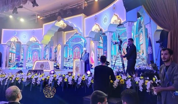 قرآن، سرچشمه وحدت و کرامت انسانی است
