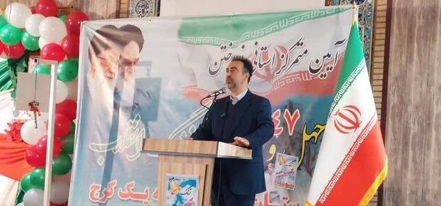 انتقال ارزش‌های ملی و مذهبی به نسل آینده، مهمترین رسالت معلمان است