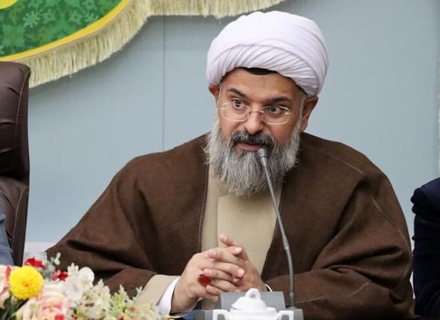 معلمان با هدایت خود بالاترین خدمت را به انسانیت می‌کنند