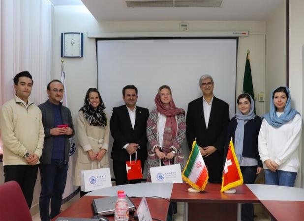 بازدید هیئت دیپلماتیک سفارت سوئیس از دانشگاه صنعتی شریف