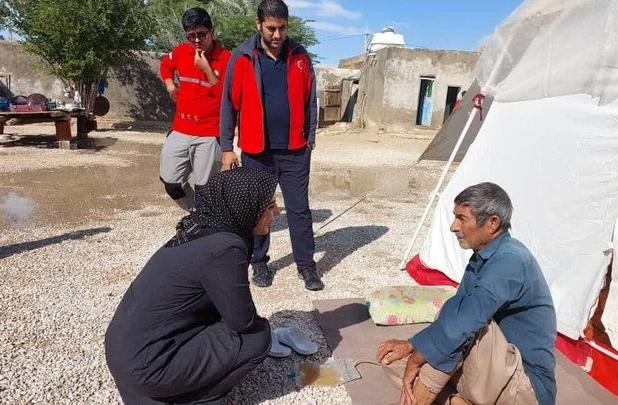 روایت فداکاری بانوی پزشک لامردی در دل سیلاب