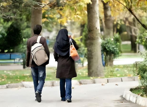 ماجرای آرش و مرجان را برای آیندگان، حتما سانسور کنید