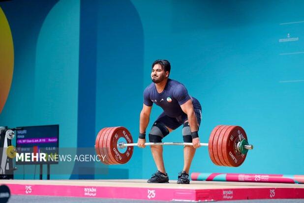 مدال طلای مجموع تنها معیار وزنه‌برداری نیست/ قول دادن حرفه‌ای نیست