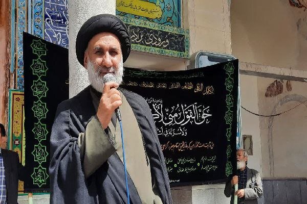 تربیت و رشد ما در مجالس عزاداری امام حسین(ع) شکل گرفت