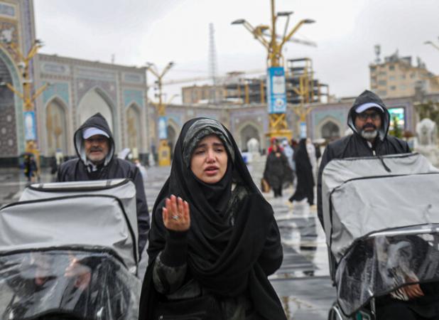 روایت زائران و مجاوران امام رضا(ع) در روز بارانی