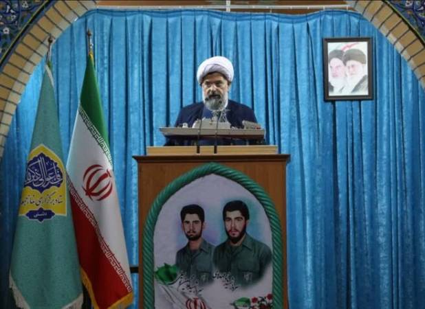 امام جمعه دشتی: حضور در راهپیمایی ۲۲ بهمن مصداق روشن «عمل صالح» است