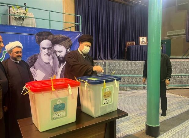 سید حسن خمینی رأی خود را به صندوق انداخت