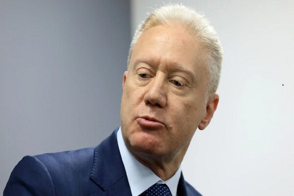 رجی: توان مقابله نظامی با اسرائیل را نداریم؛زمان سخنرانی آتشین نیست!